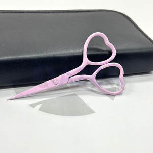 Ciseaux à broder avec manche en forme de cœur, en acier inoxydable avec revêtement rose clair, bords dentelés et lisses pour tissu et papier - Product Image 3