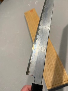 Couteau de chef artisanal en acier Damas avec manche en bois et étui en cuir, lame de 10-11,9 pouces, ambidextre, compatible lave-vaisselle - Product Image 6