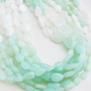 ลูกปัดโอปอลสีน้ำเงินทรงหยดน้ำเรียบเนียน สำหรับทำเครื่องประดับชั้นดี - Product Image 1