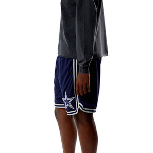 Shorts de sport bleu marine brodés d'étoiles avec taille élastique et bandes latérales, coupe sportive, style classique - Product Image 2