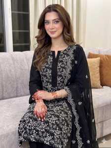 Traje Midi Tradicional Negro Bordado para Mujer, Estilo India-Pakistán, Ropa Casual, Corte Regular, Talla Adulto, Colección de Invierno - Product Image 2