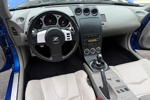 Nissan 350-Z Touring Roadster 2004 - Product Image 4