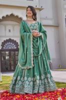 VISHNU K DESIGNS LAHENGA CHOLI DUPATTA VINTAGE POUR FÊTE EN SOIE CRÊPE PURE AVEC BRODERIE DE PAILLETTES LOURDES DE 7 MM, LONGUEUR PLIANTES, TAILLE REGULIÈRE