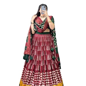 Nouvelle robe de soirée en soie Dola Minakari et imprimé feuille Lehenga Choli peut être cousue pour la collection Navratri - Product Image 1