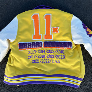 Chaquetas para hombre, chaqueta varsity, bomber, de invierno, de lana, con mangas de cuero, estilo streetwear, con logo personalizado. - Product Image 6