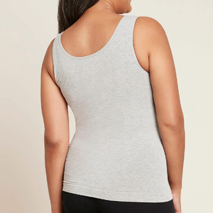 Camiseta sin mangas acanalada elástica y ajustada para mujer, ideal para entrenamiento, ropa de verano, top de moda. - Product Image 2