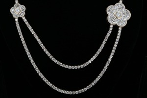 Conjunto de Collar y Pendientes de Diamantes Baguette Redondos y Cónicos con Diseño Floral, Joyería Nupcial de Oro Sólido, Conjunto de Lujo para Boda, Diamantes Cultivados en Laboratorio - Product Image 4