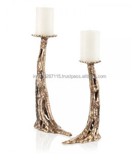 Bougeoir en laiton massif orné parfait pour un élégant décor aux chandelles autels de mariage ou un usage spirituel indien - Product Image 1