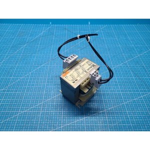 Disjoncteur miniature Moeller STZ 0.1 239027, utilisé comme pièce détachée pour équipement semi-conducteur d'époque - Product Image 2