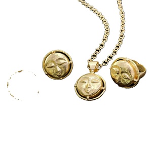 Parure de bijoux en plaqué or avec visage de déesse, boucle d'oreille, bague et pendentif avec chaîne SKU7476 Parure de bijoux pour femmes - Product Image 2