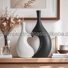 Luxury <b>Decoration</b> High Quality Metal Flower Vase Hammered Luxury Design for Tabletop Living Room & Home - Product Image 3