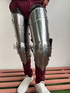 Armadura de Pierna Medieval Moderna de Acero Inoxidable Plateada con Correas de Cuero para Disfraz de Fantasía - Product Image 3