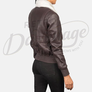 Chaqueta Bomber de Cuero Genuino Marrón Borgoña para Mujer, con Cuello de Piel Sintética Blanca, Corte Ajustado, Piel de Oveja Premium, Chaqueta de Piloto para Invierno - Product Image 2