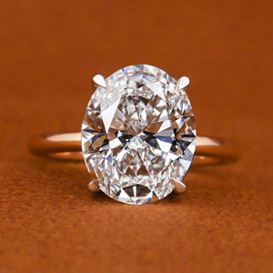 Bague de fiançailles de luxe en diamant ovale de 3 carats cultivé en laboratoire pour les fêtes et le quotidien, halo caché, bicolore, or 18 carats - Product Image 3