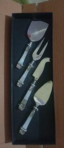 Ensemble de couverts robustes et écologiques en acier inoxydable pour la maison et les événements sociaux – Durables et légers - Product Image 4