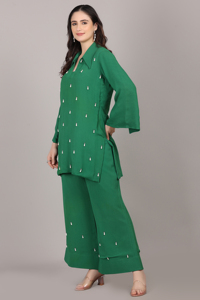 Collection exclusive de tenues pour femmes, ensemble 2 pièces en cordon vert avec perles et décorations en perles, le meilleur choix pour les fêtes - Product Image 3