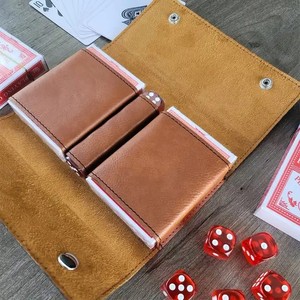Estuche de Piel Sintética Grabado con Láser Personalizado de Fábrica para Cartas y Dados, Funda de Piel Sintética para Cartas de Juego para Adultos - Product Image 2