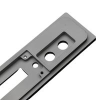Fabricant chinois de panneaux audio en aluminium CNC sur mesure, plaque de base usinée de haute précision pour boîtier d'amplificateur de haut-parleur