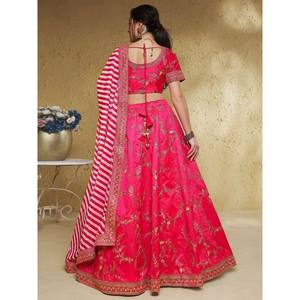 Vestido de Noche, Cautivador Lehenga Choli de Seda Bordado con Hilo Rosa para Damas de Honor - Product Image 3