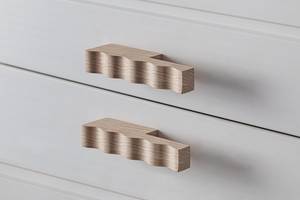 Poignée de meuble en bois ondulée moderne, faite à la main, forme irrégulière, en chêne, pour tiroir, artisanat naturel, décoration intérieure, poignées de meuble en bois - Product Image 3