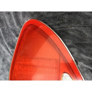 Luz Trasera Derecha LED Usada para Chairman - Product Image 3