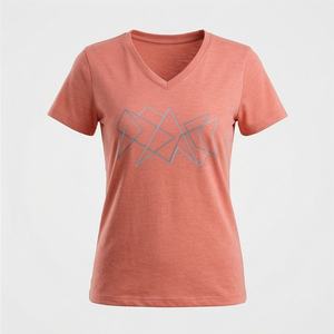 T-shirt uni pour femme, essentiel au quotidien, style minimaliste, finition soignée, design tendance Halloween, couleur personnalisable - Product Image 1