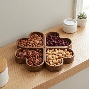 Plateaux de service en bois en forme de cœur, ensemble de vaisselle rustique réutilisable pour noix, fruits secs et collations - Product Image 2
