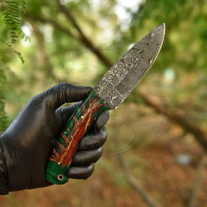 Cuchillo Plegable de Acero de Damasco Hecho a Mano para Camping, Mango de Piña, Borde Serrado, Punta Caída, 10 Pulgadas, Diseños de Grado Industrial OEM - Product Image 3