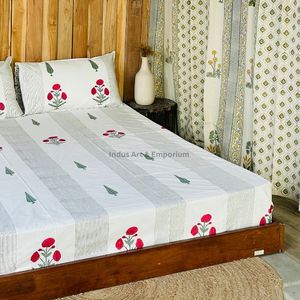 Juego de Sábanas con Estampado Artesanal Sanganeri de la India, Sábanas con Funda de Almohada - Product Image 3