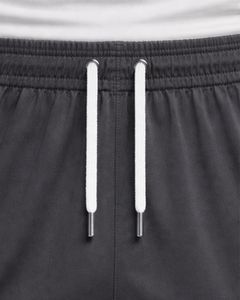 ชุดเสื้อยืดกีฬาและกางเกงขาสั้นสีเทาเข้มและสีเทาอ่อนสำหรับผู้ชาย ระบายอากาศได้ดี แห้งเร็ว เหมาะสำหรับออกกำลังกาย วิ่ง และฝึกซ้อม - Product Image 5