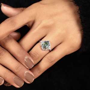 Anillo de Sello de Moissanita Verde de Corte Hexagonal de 3CT Inspirado en la Naturaleza, Plata 925, Estilo Moderno, Regalo para Aniversario, Fiesta, Amuletos - Product Image 2