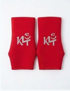 ที่รัดข้อเท้า KLTW INT'L K4 สีแดง ทำจากนีโอพรีน ระบายอากาศได้ดี ใช้ได้ทั้งชายและหญิง ปิดด้วยแถบตีนตุ๊กแก เพื่อการพยุงข้อเท้า สำหรับกีฬาและฟิตเนส - Product Image 4