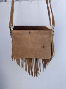 Sac bandoulière en cuir de vachette à franges, style bohème, avec pierres turquoise, sac à main élégant, petit sac très tendance - Product Image 3