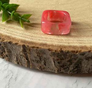 Anillos de Resina Hechos a Mano Modernos para Mujer – Anillos de Joyería Elegantes para Fiestas, Playa y Uso Diario - Product Image 4