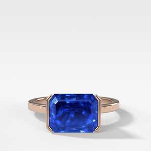 Anillo de Compromiso de Zafiro Azul Corte Esmeralda de 2 Quilates, Oro Sólido de 14K, Engaste de Media Montura, Anillos de Boda Arquitectónicos Solitarios - Product Image 2