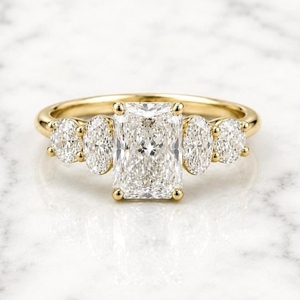 Gold Lab Grown Diamond IGI Certified Female Ring F Color Yellow 3CT Radiant Cut VS1 9KT 3GM 1CT Side Diamond Lab Grown Diamond - Product Image 2