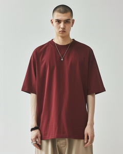 เสื้อยืดเจอร์ซีย์เนื้อผ้าไหมสัมผัสนุ่มหรูหราสำหรับผู้หญิง ทรงสวยสง่า สวมใส่ได้ทั้งทำงานและลำลอง คุณภาพพรีเมียม ขายส่งจากผู้ผลิตแฟชั่น - Product Image 3