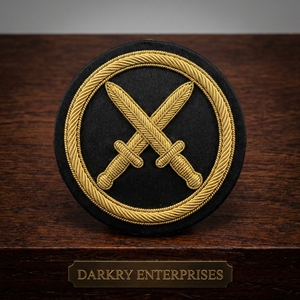 Écussons brodés sur mesure en fil de soie, faits à la main, patchs de réglementation en forme de bâtons croisés, emblème héraldique argenté - Product Image 3