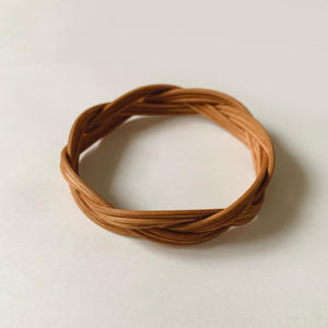 Pulseras de moda para mujer, accesorios sostenibles, brazaletes de mimbre tejido. - Product Image 1