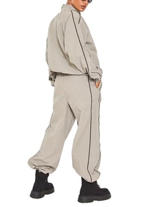 Conjunto Deportivo de 2 Piezas para Mujer, Talla Grande, Chaqueta Cortavientos y Pantalones Jogger, Transpirable, para Entrenamiento - Product Image 6