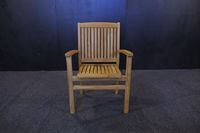 Silla de Jardín Apilable Odia Moderna de Madera de Teca Sólida, Acabado Pulido, No Requiere Ensamblaje