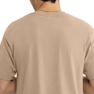 เสื้อยืดคอกลมแขนสั้นสีเบจสำหรับผู้ชาย ผ้าฝ้ายนุ่ม สวมใส่สบาย ทรงโอเวอร์ไซส์ น้ำหนักเบา ระบายอากาศได้ดี เหมาะสำหรับใส่ในฤดูร้อน สไตล์สตรีทแวร์ ขายส่ง - Product Image 4