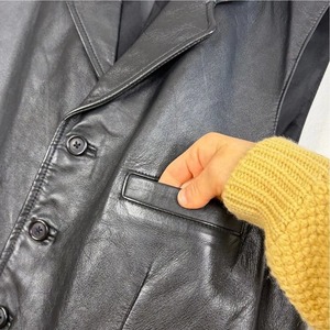 Chaleco de Lona para Hombre, 100% Cuero, Tallas Grandes, Color Personalizado, Cierre de Botones, Cuello en V, Estilo Urbano, Resistente al Viento - Product Image 4