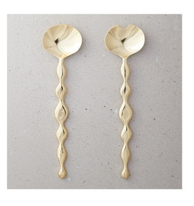 Ensemble de couverts en laiton poli miroir doré, design moderne, 2 pièces - Product Image 1