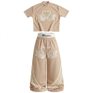 Conjunto de Top Corto Oversize y Pantalones Jogger a Rayas de Pierna Ancha para Mujer, Ropa Casual de Primavera con Logotipo Bordado - Product Image 2