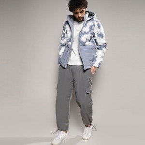 Blouson matelassé pour homme de haute qualité, sur mesure, imperméable, en tissu peigné, avec fermeture éclair, respirant, pour l'hiver, style urbain, vente en gros - Product Image 4