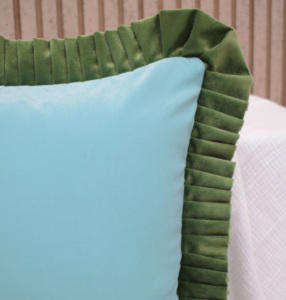 Housse de coussin en velours à volants personnalisée, luxueuse et douce, pour canapé et lit, fournisseur en gros, article tendance - Product Image 2