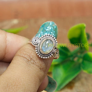 Anillo de Plata de Ley 925 con Cabujón Ovalado de Labradorita Azul Natural, Hecho a Mano, Estilo Boho Vintage, con Cuentas, para Mujer, Novia - Product Image 2
