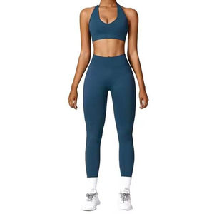 Ensemble de yoga taille haute uni pour femme 2026, longueur intégrale, conçu avec un tissu flexible et anti-transpiration pour un confort de mouvement amélioré - Vente en gros - Product Image 2
