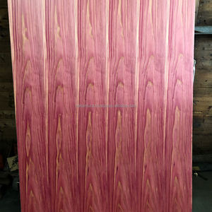 Contrachapado decorativo IRODORITAI de cedro rojo teñido, con revestimiento de uretano para uso interior. - Product Image 1